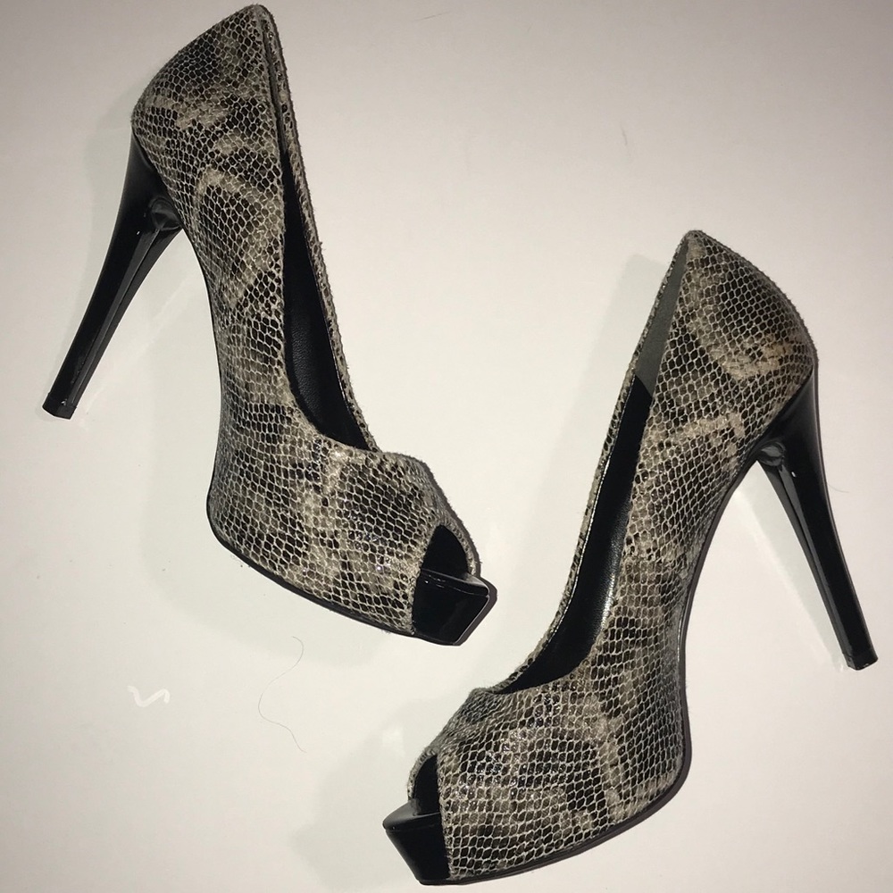Guess High Heels